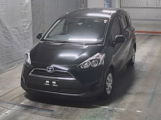 TOYOTA SIENTA 2018