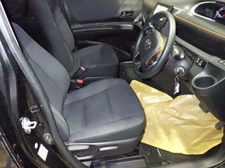 TOYOTA SIENTA 2018
