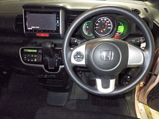 HONDA N BOX 2016