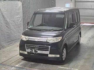 DAIHATSU TANTO 2010