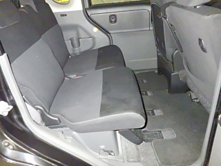 DAIHATSU TANTO 2010