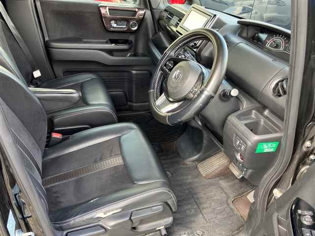 HONDA N BOX 2017