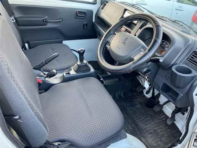 MITSUBISHI MINICAB TRUCK 2017