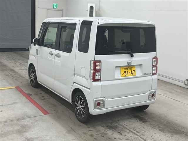 DAIHATSU WAKE 2021