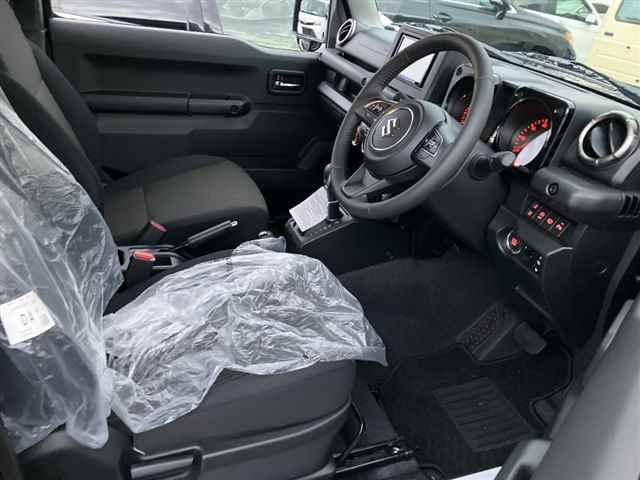 SUZUKI JIMNY 2025