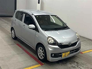 TOYOTA PIXIS EPOCH 2015
