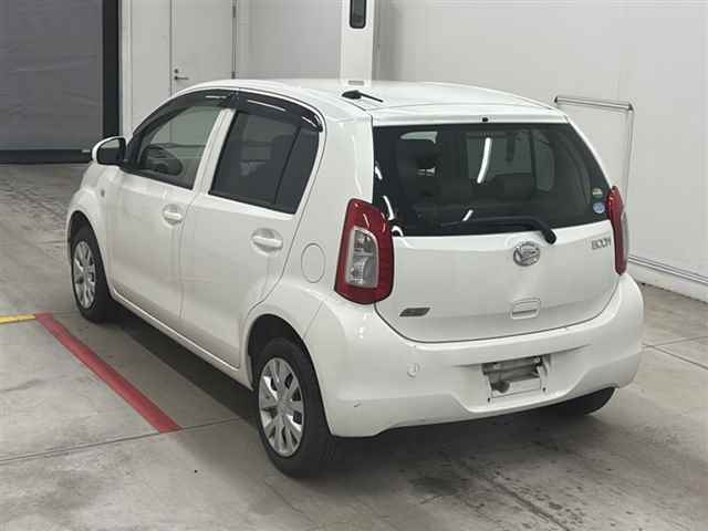DAIHATSU BOON 2016