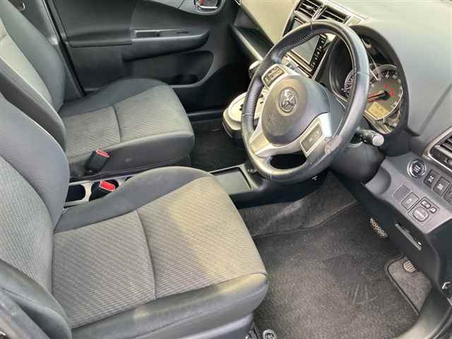 TOYOTA RACTIS 2014