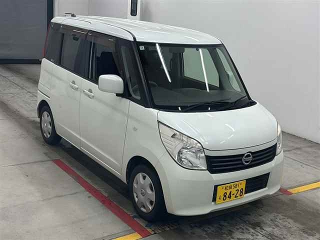 NISSAN ROOX 2012