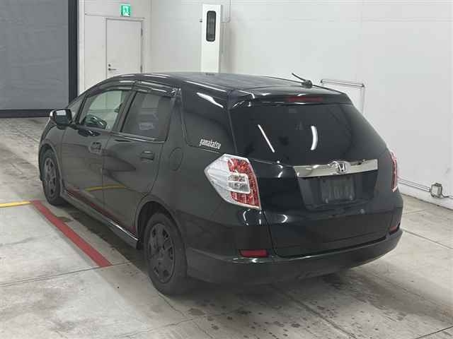 HONDA FIT SHUTTLE 2014
