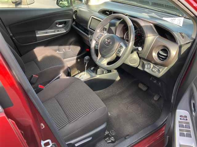 TOYOTA VITZ 2014