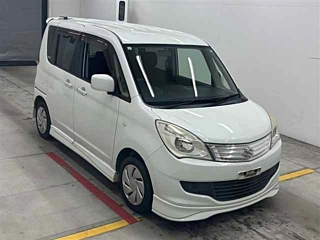SUZUKI SOLIO 2013