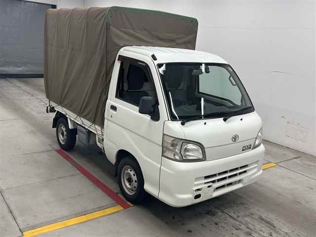 TOYOTA PIXIS TRUCK 2013
