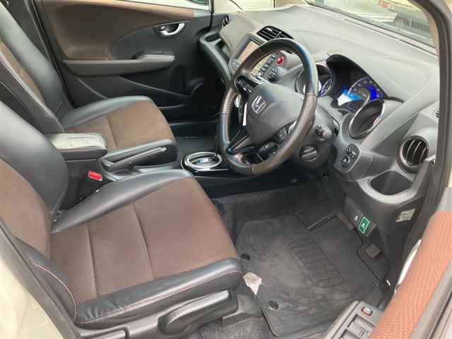 HONDA FIT SHUTTLE 2012