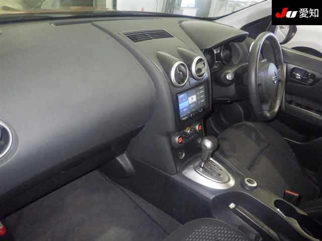 NISSAN DUALIS 2008