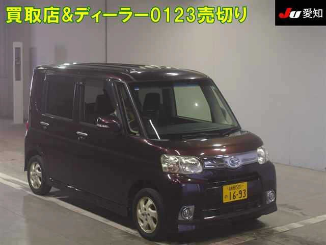 DAIHATSU TANTO 2012