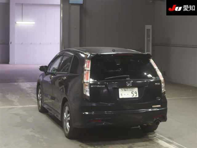 HONDA STREAM 2010