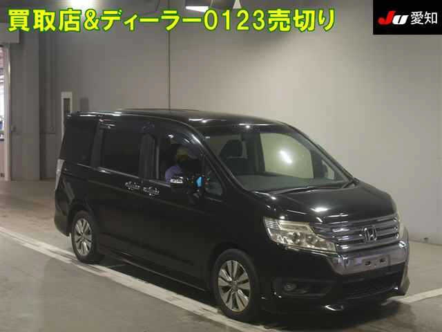 HONDA STEP WAGON 2012