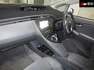TOYOTA PRIUS 2011