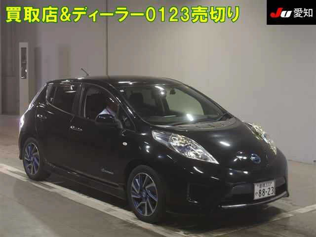 NISSAN LEAF 2014