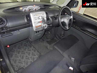 DAIHATSU TANTO 2008