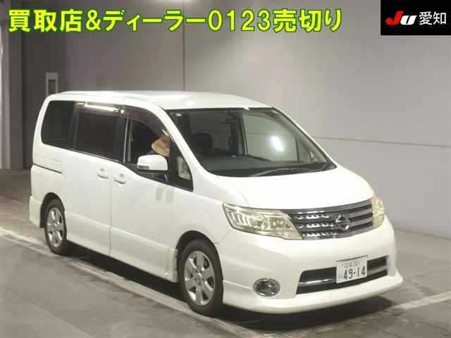 NISSAN SERENA 2010
