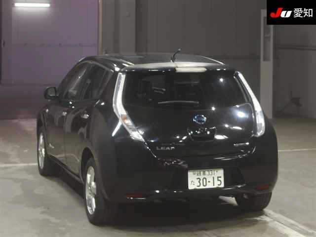 NISSAN LEAF 2013