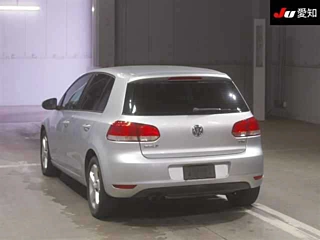 VOLKSWAGEN GOLF 2011