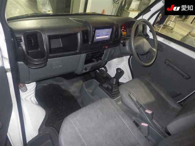 MITSUBISHI MINICAB TRUCK 2012