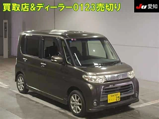 DAIHATSU TANTO 2011