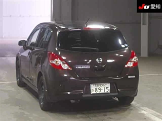 NISSAN TIIDA 2012