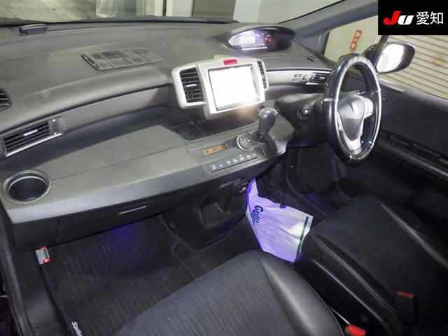 HONDA FREED 2012