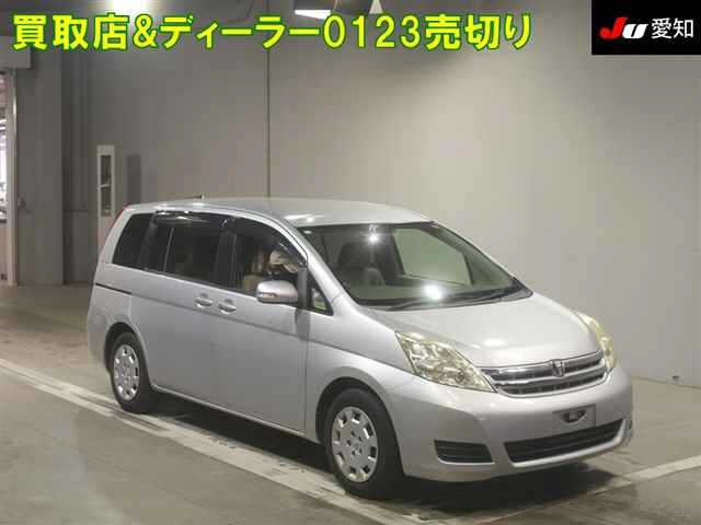 TOYOTA ISIS 2010