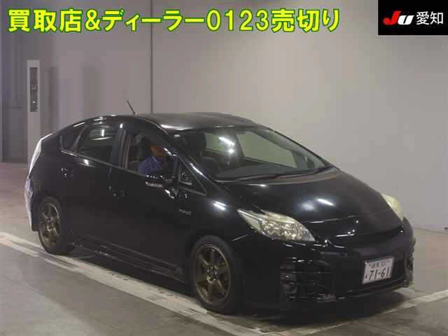 TOYOTA PRIUS 2011