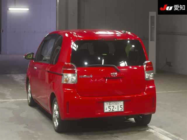 TOYOTA SPADE 2013