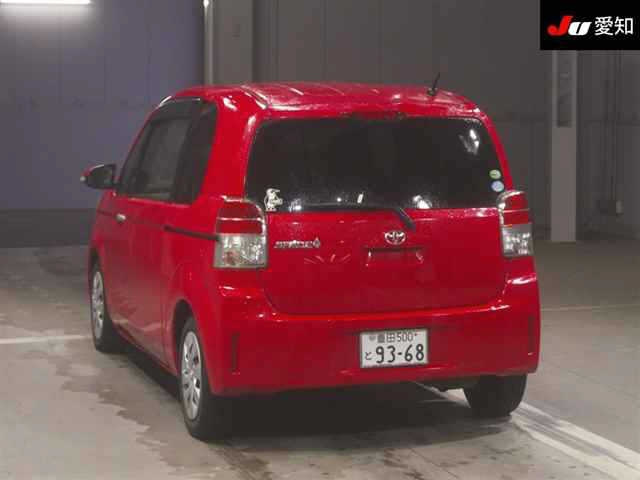 TOYOTA SPADE 2013