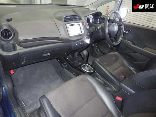HONDA FIT SHUTTLE 2011