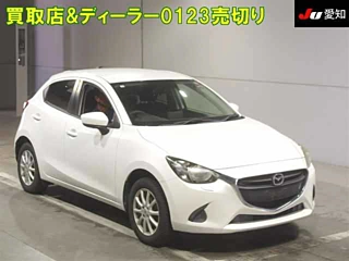 MAZDA DEMIO 2016