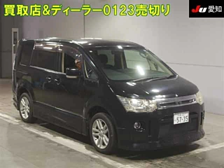 MITSUBISHI DELICA D5 2009
