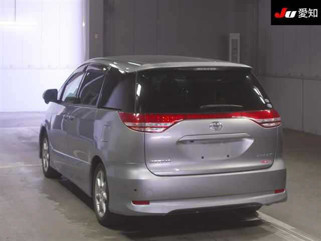 TOYOTA ESTIMA 2009