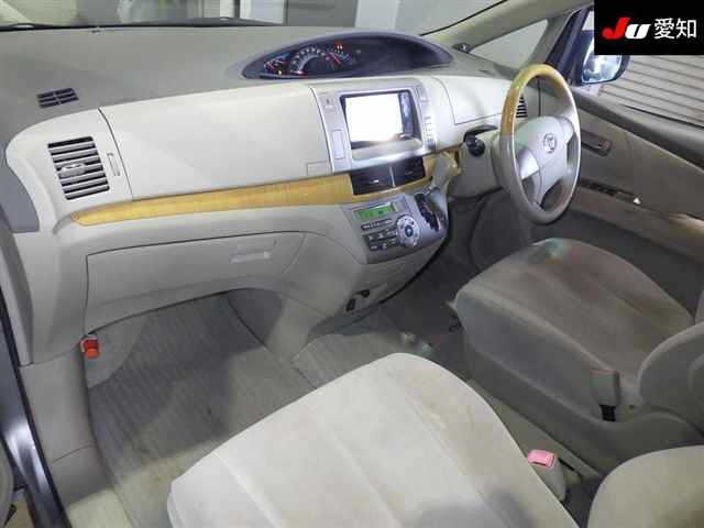 TOYOTA ESTIMA 2009