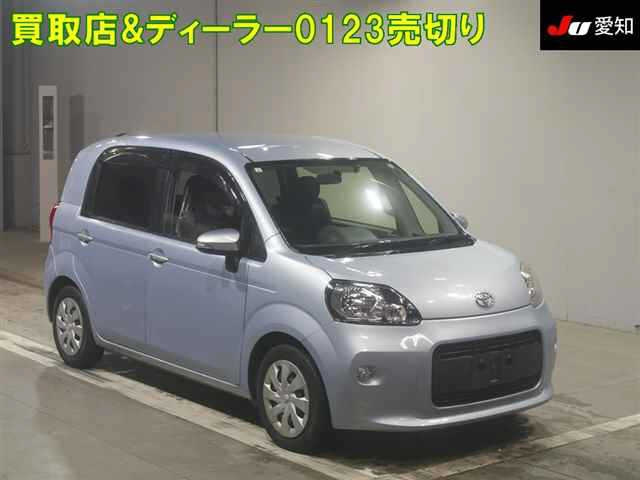 TOYOTA PORTE 2015