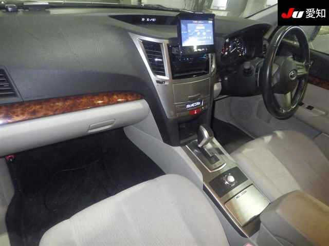 SUBARU LEGACY OUTBACK 2010