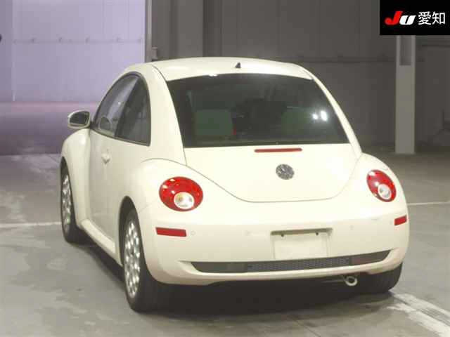 VOLKSWAGEN NEW BEETLE 2008