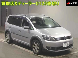 VOLKSWAGEN GOLF TOURAN 2013