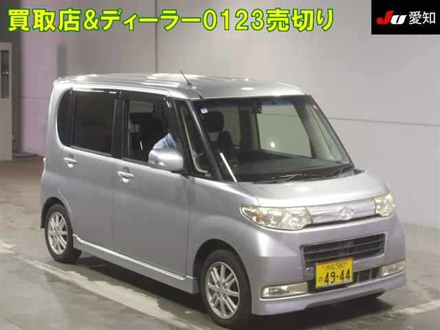 DAIHATSU TANTO 2010
