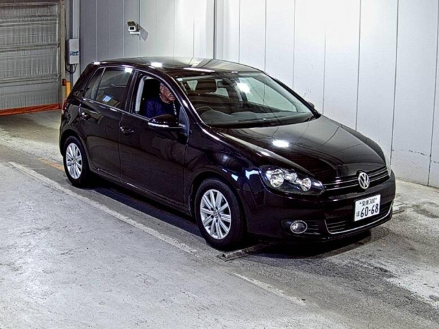 VOLKSWAGEN GOLF 2012