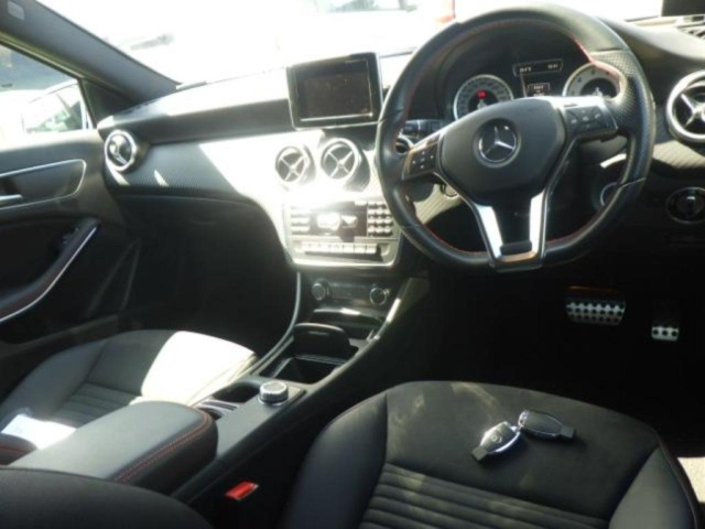 MERCEDES BENZ A CLASS 2016