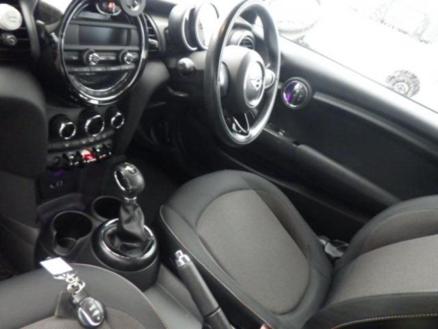 BMW MINI 2014