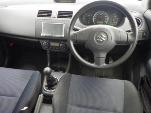 SUZUKI SWIFT 2008